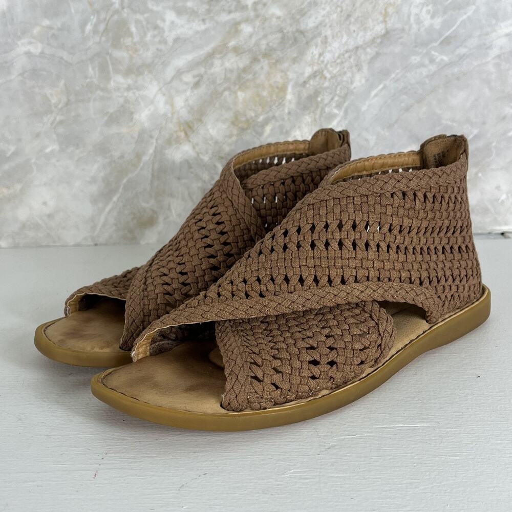 Born Iwa Woven Sandals 8M Brown Criss-Cross Macrame w/ Back Zipper